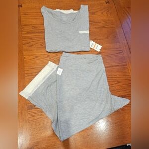Alfani Gray 2 Piece Pajama Set with Cream Lace Trim.  Size 3X.  NWT.